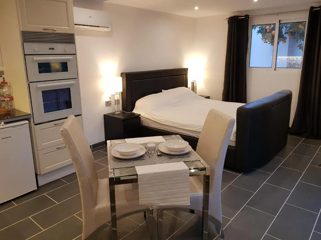 Chambre Deluxe avec très grand lit — Casa De Jasper
