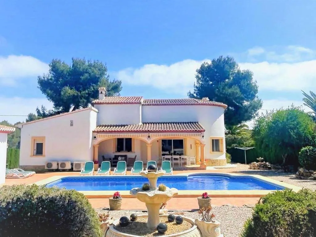 Villa — Casa de la Buena Vida