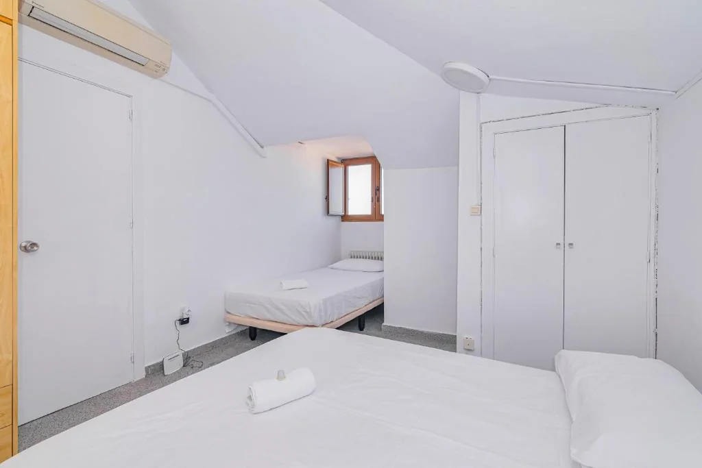 Habitación Familiar con baño privado — Casa de las Nieves