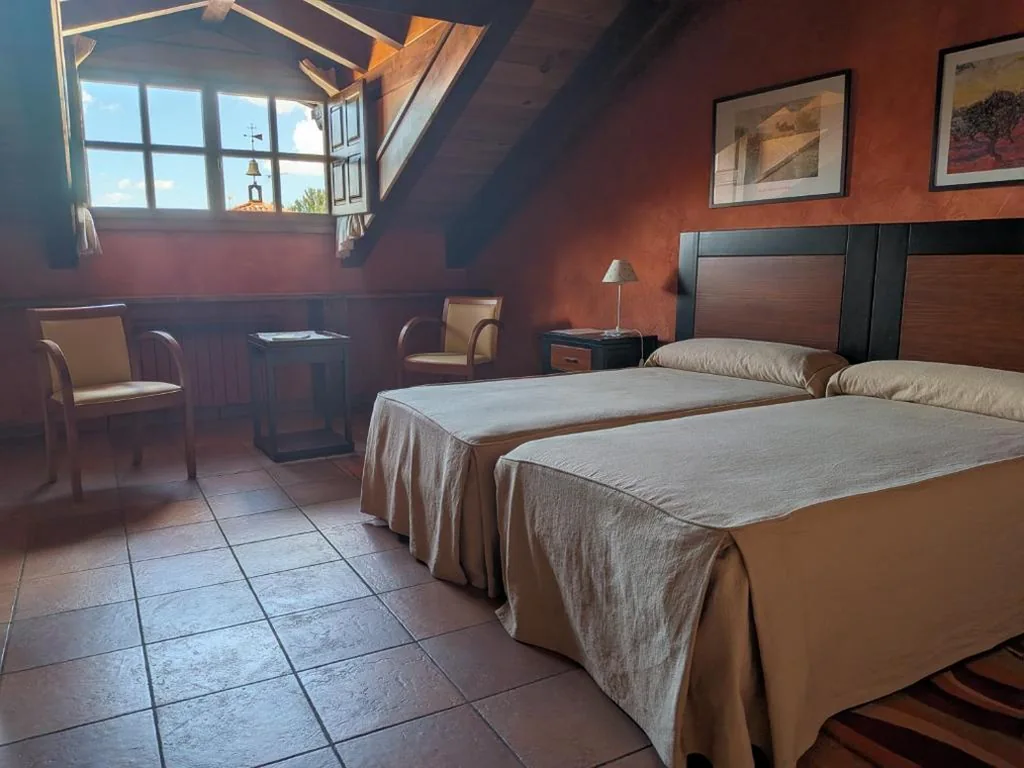 Standard Double Room - 1 or 2 Beds — Casa de las Paneras