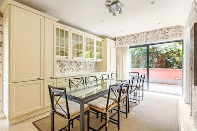Casa de lujo junto al Club Golf — 写真 8