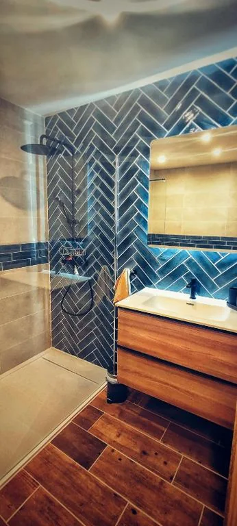 Chambre double avec vue sur la piscine — casa de vicky