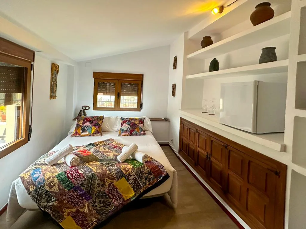 Quarto Quádruplo com casa de banho privativa exterior — Casa del Juez, Alojamiento rural singular