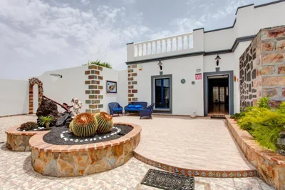 Casa Delfín Playa Blanca 2 dormitorios y piscina — foto 7