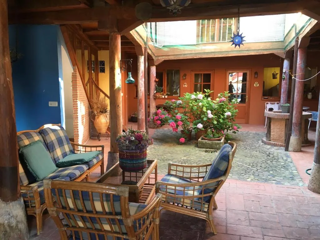 Casa de 4 dormitorios — CASA DEOGRACIAS