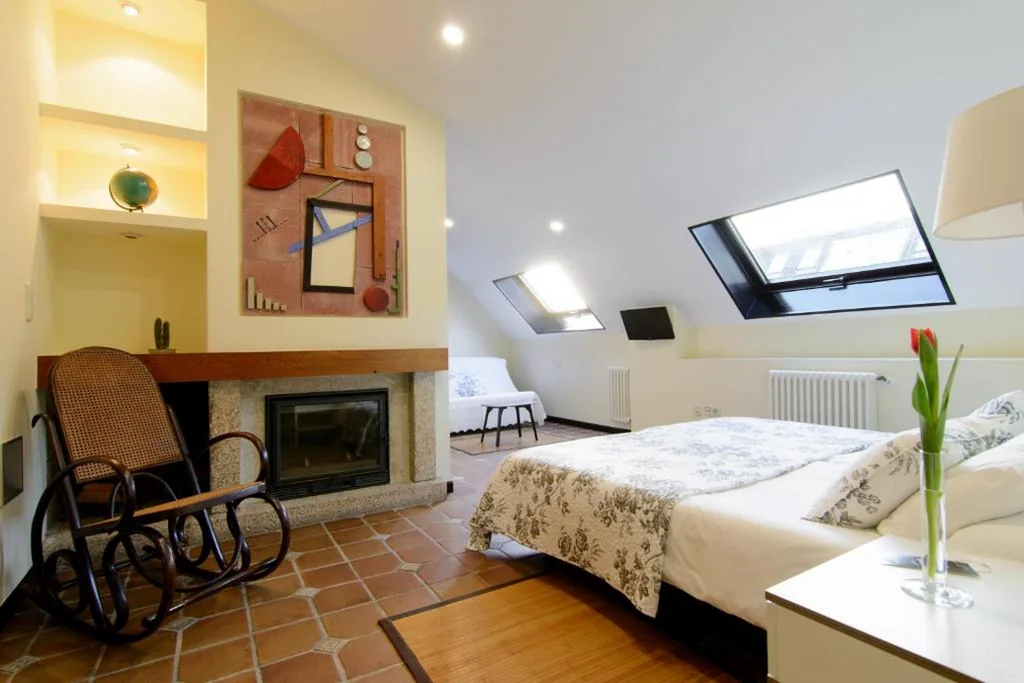 Familienzimmer mit Badewanne — Casa do Marqués
