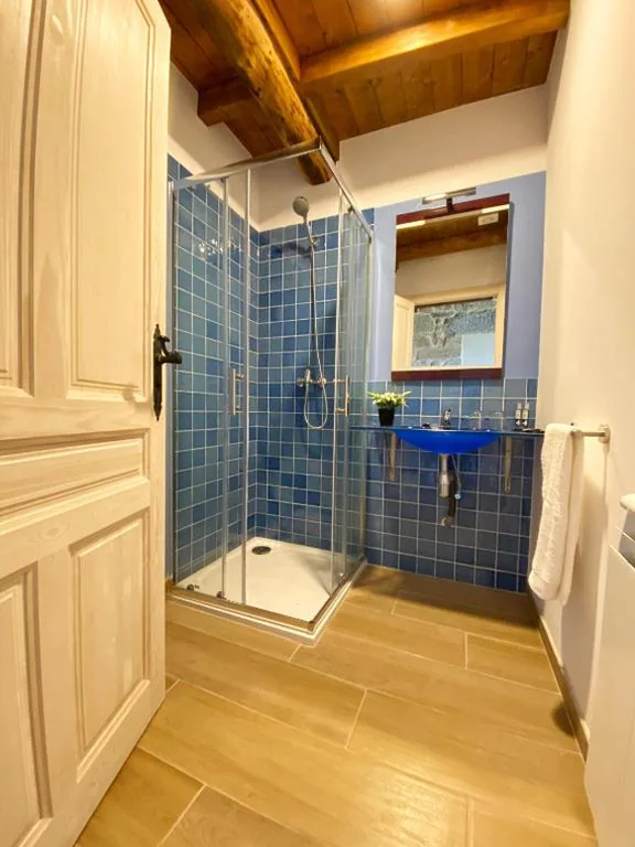 Habitación Familiar con balcón — Casa do Veiga