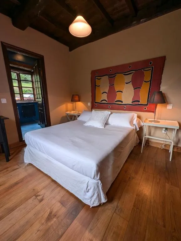 Camera doppia con vista sulle montagne — Casa Doñano