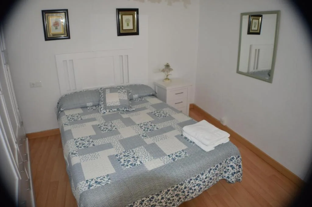 Chambre double économique avec salle de bains commune — Casa Duende del Tajo