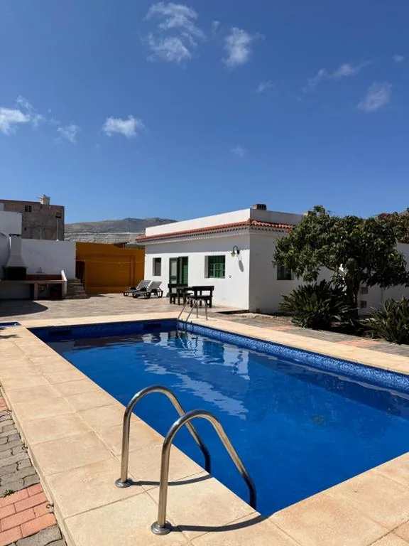 Villa con piscina privata — Casa El Salitre