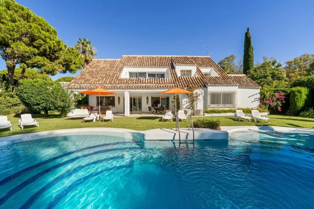 Villa — Casa el Sur Beachside in Marbella
