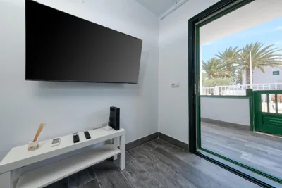 Casa Emilia - Pool and Close to the Beach By Lanzarote Vacation Homes — foto 6