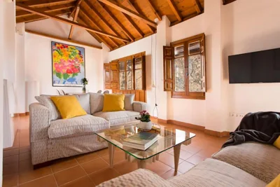 Casa en San Cristobal por Miwa Studio — 写真 5