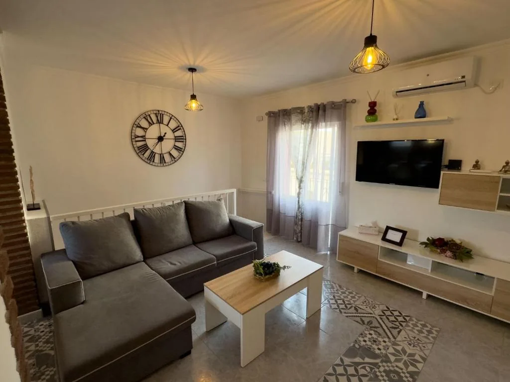 Casa con 1 dormitorio — Casa en Torrox, España
