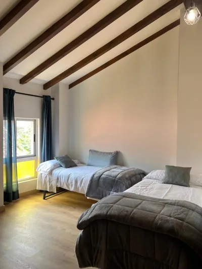 Casa en Treceño 5 Dormitorios y 2 Plantas — Foto 2