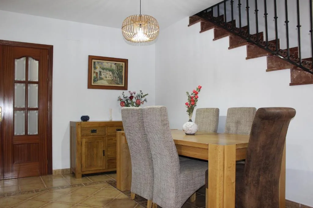 Three-Bedroom House — Casa Esmeralda by CasaTuristica