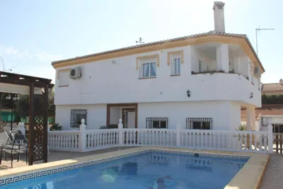 Casa Flamenca en El Ventorrillo - Piscina, Tumbonas, Terraza y Aparcamiento — foto 9