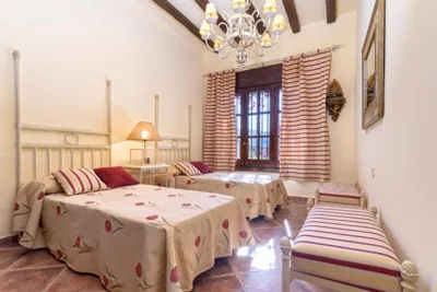 Casa Flores con Piscina interior climatizada — 写真 2
