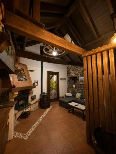 CASA FOLIBAR-Encanto rural entre piedra y madera Valle del Silencio — foto 5