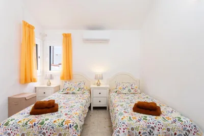 Casa Glenys con piscina privada y vistas al Golf y mar — foto 2