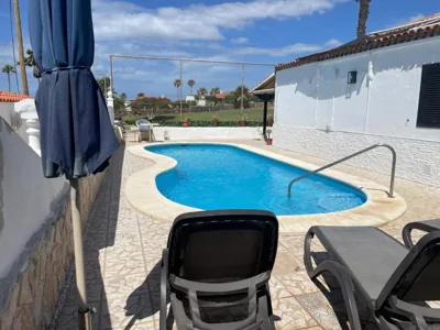 Casa Glenys con piscina privada y vistas al Golf y mar — foto 9