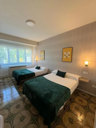 Casa Grande do Costureiro-Para Grupos en Portomarín con Terraza y Vistas — foto 6