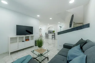 Casa Grapa in Sitio de Calahonda with heated pool — photo 6