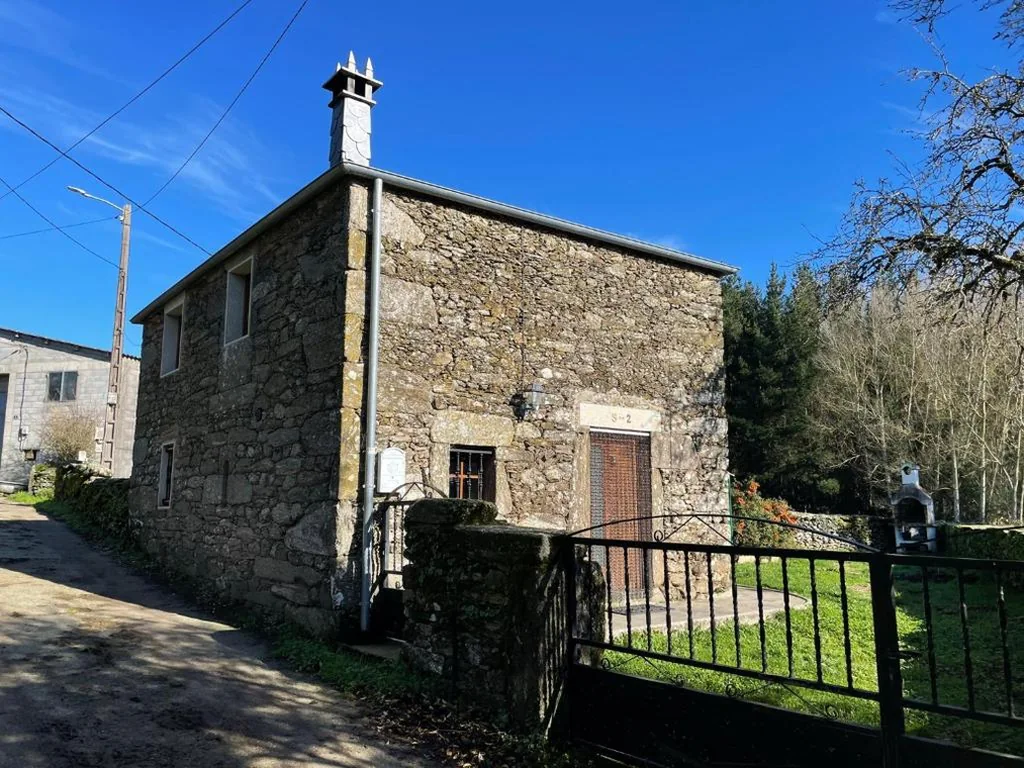 Casa de 2 dormitorios — CASA GUIMARAS