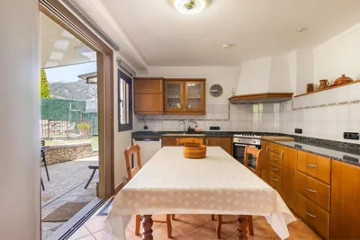 Casa Horta Den Menut — Foto 10