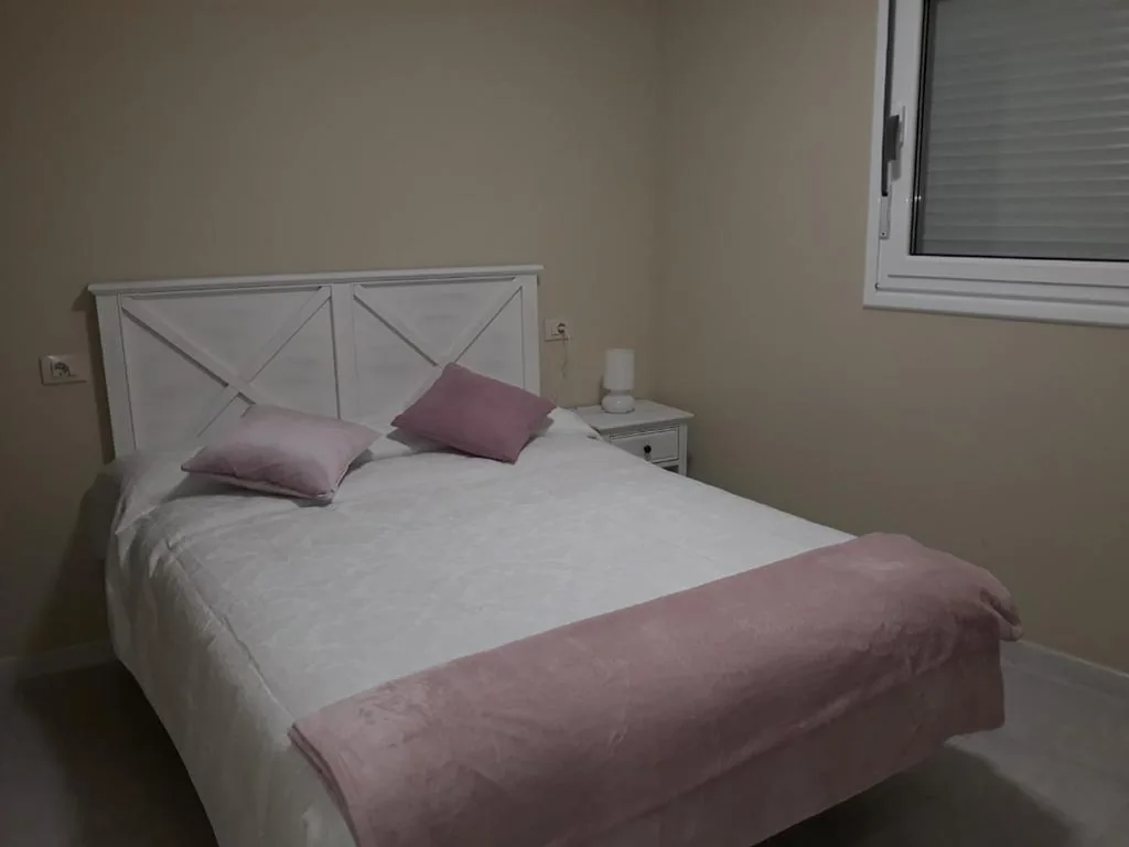 Casa com 2 quartos — Casa IRIENSE VUT-CO-004308