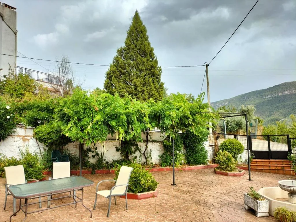 Three-Bedroom House — Casa Juanito