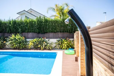 Casa junto al mar con jardín — foto 3