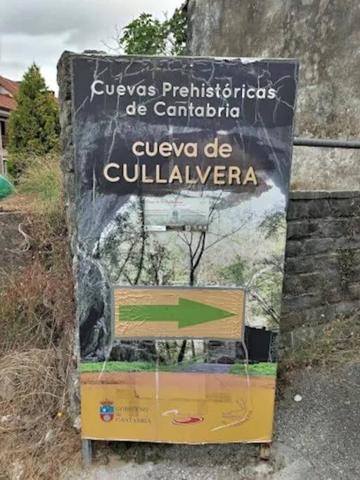 Casa com 4 quartos — Casa La Enciruela