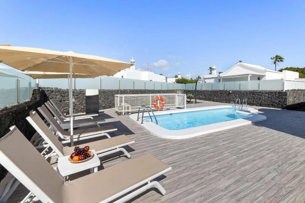 Villa mit privatem Pool — CASA LA GRACIOSA 2A 2 by Escape Home