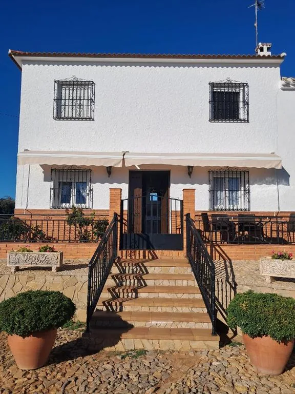 Casa de 2 dormitorios — Casa La Loma en Archidona