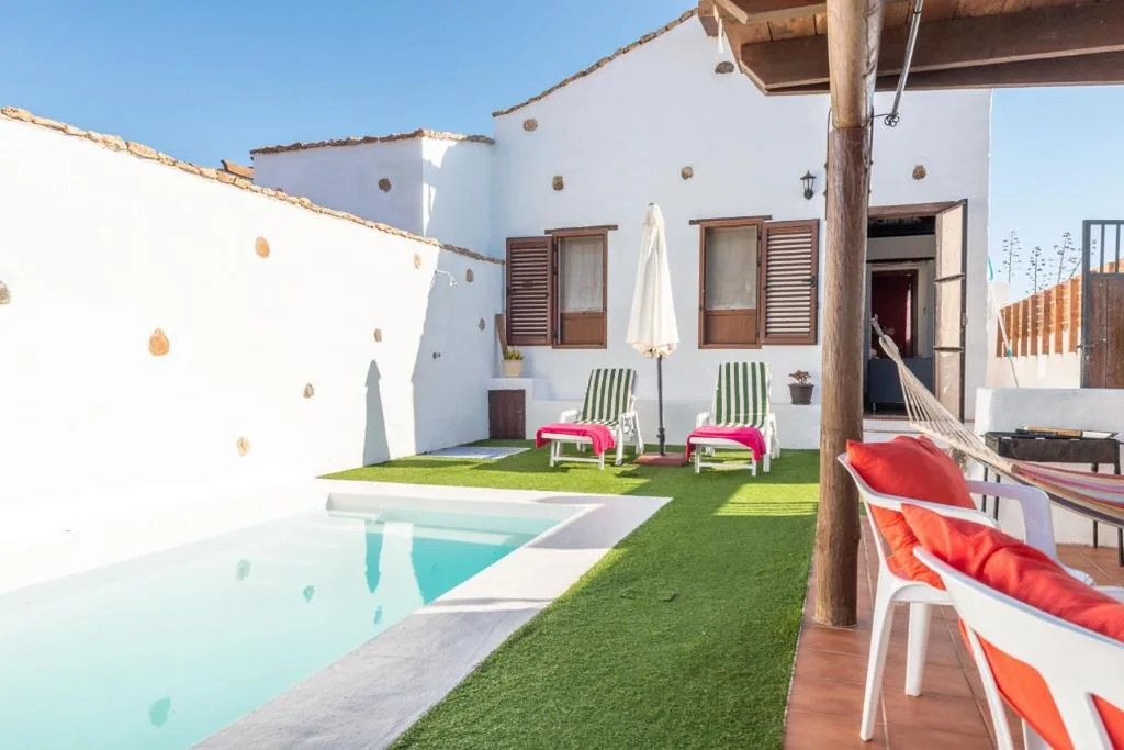 Two-Bedroom Villa — Casa la Orilla