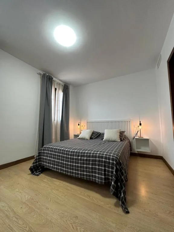Tweepersoonskamer met eigen badkamer — Casa La Paz