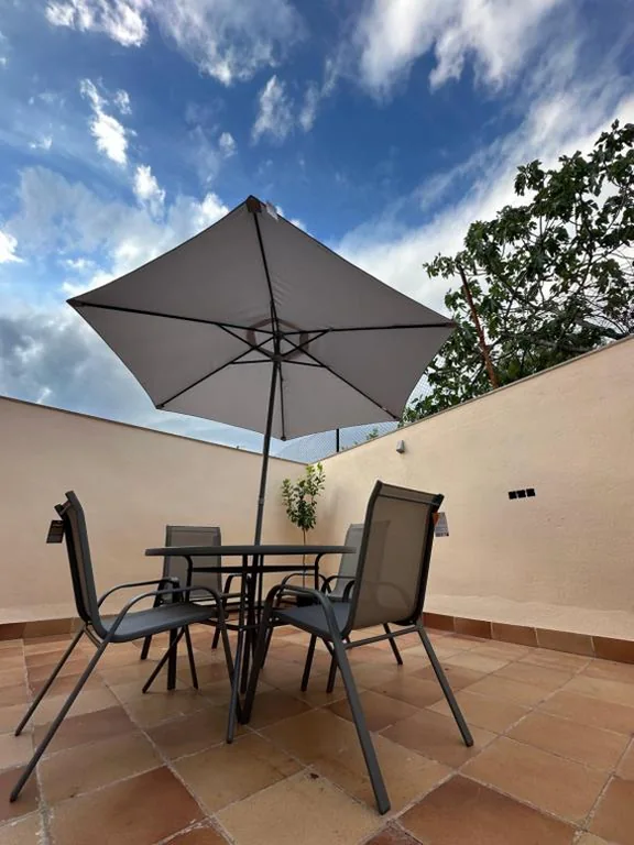 Tweepersoonskamer met eigen badkamer — Casa La Paz