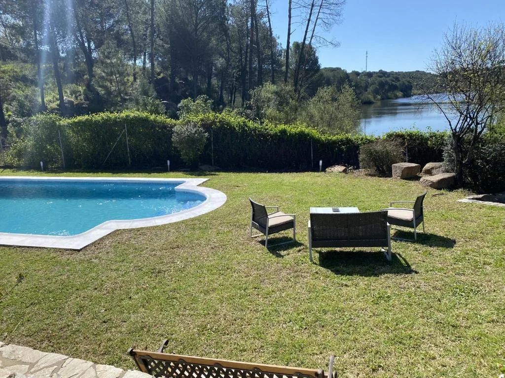 Casa con 5 camere da letto — Casa Las Terrazas del Lago Alojamiento Rural