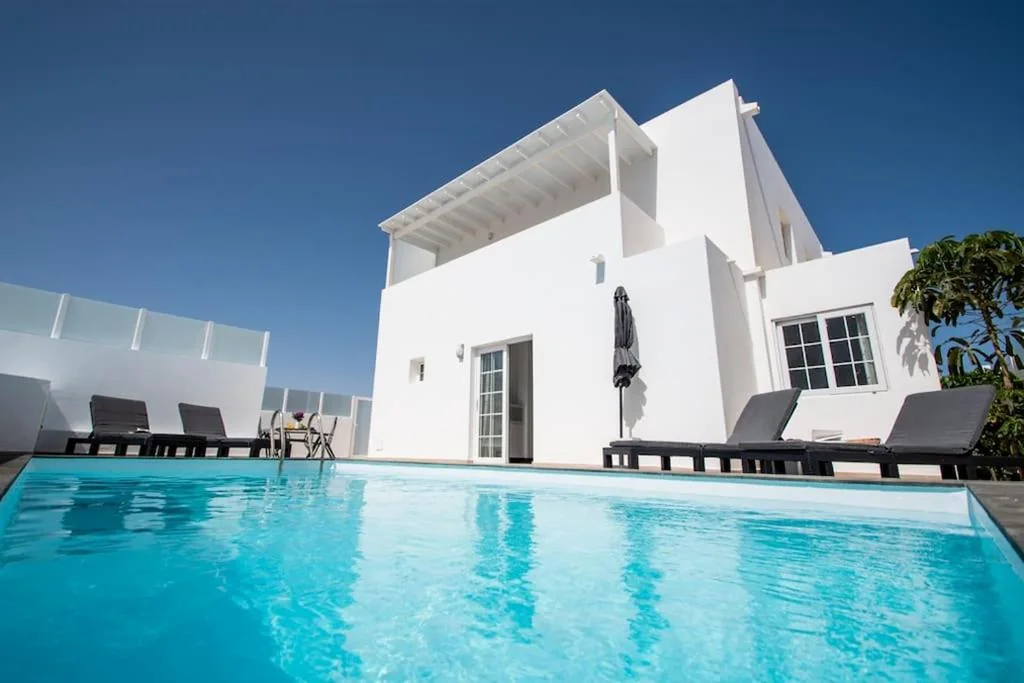 Casa com 2 quartos — Casa Leize Piscina climatizada, Vistas & AC 10 Minutes walk from Marina Rubicón