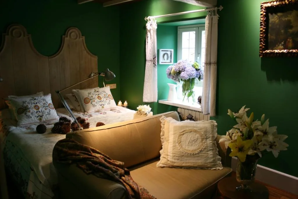 Superior tweepersoonskamer met uitzicht op de tuin - 2 bedden — CASA LEOPOLDO CAMINO DE SANTIAGO