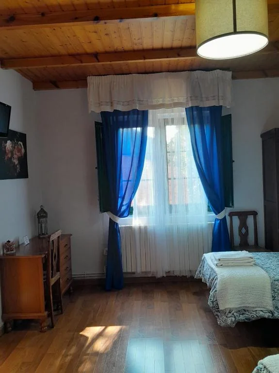 Habitación Triple con baño — Casa Licerio