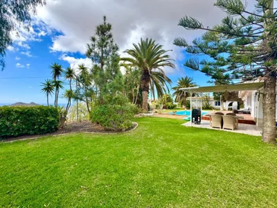 Casa Lilo, en jardin grande, con una gran piscina y barbacoa — foto 7
