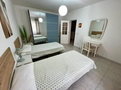 Casa Lilo, en jardin grande, con una gran piscina y barbacoa — foto 8
