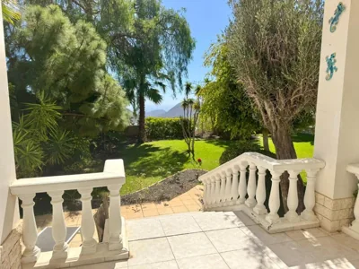 Casa Lilo, en jardin grande, con una gran piscina y barbacoa — foto 10