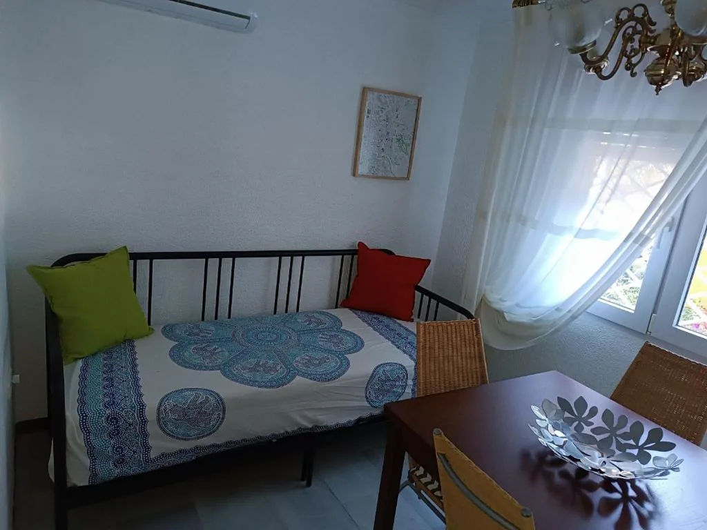 Casa com 4 quartos — Casa Limonero con parking gratis junto a centro histórico