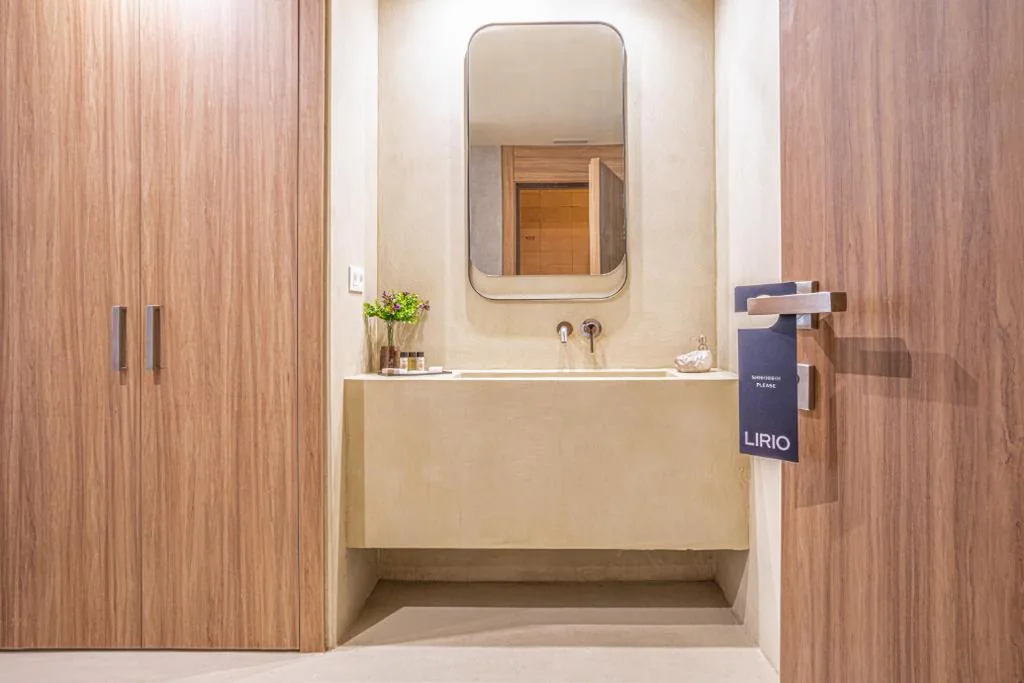 Superior-Doppelzimmer – 1 oder 2 Betten — Casa Lirio by Blossom Hotels