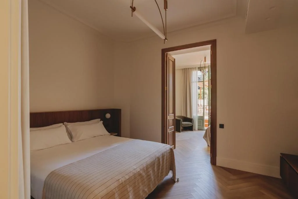 テラス付きスイート — Casa Llimona Hotel Boutique