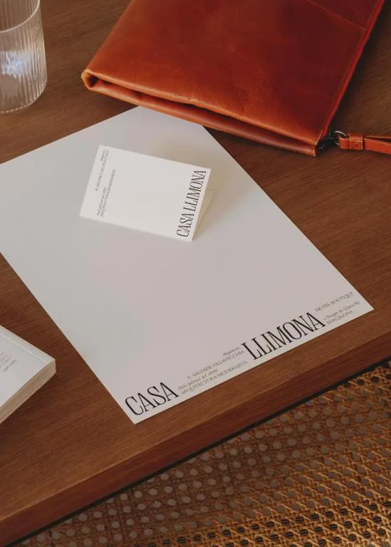 テラス付きジュニアスイート — Casa Llimona Hotel Boutique