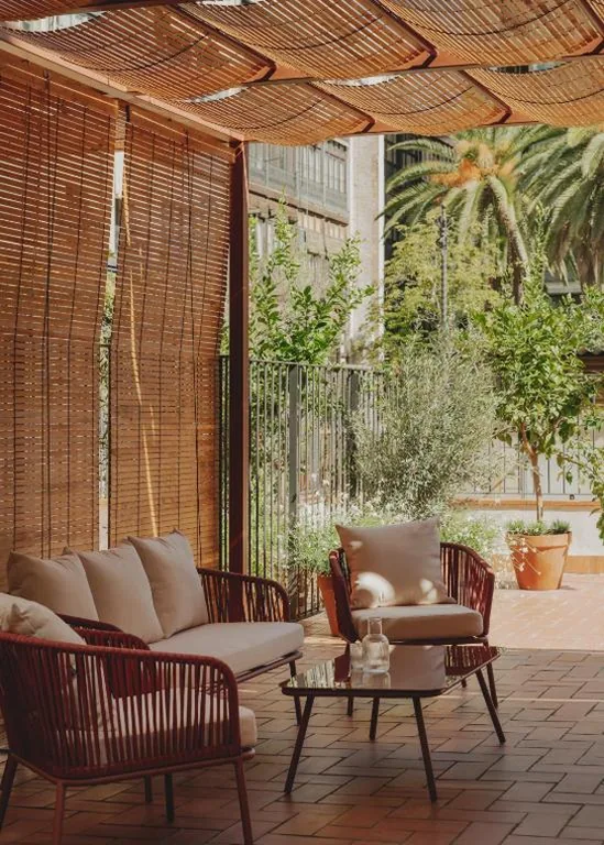 テラス付きジュニアスイート — Casa Llimona Hotel Boutique
